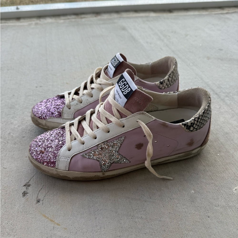 Golden Goose Superstars